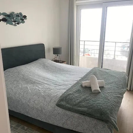 아파트 Lichtrijk 2-slaapkamerappartement Met Zeezicht En Gratis Parking 오스텐드